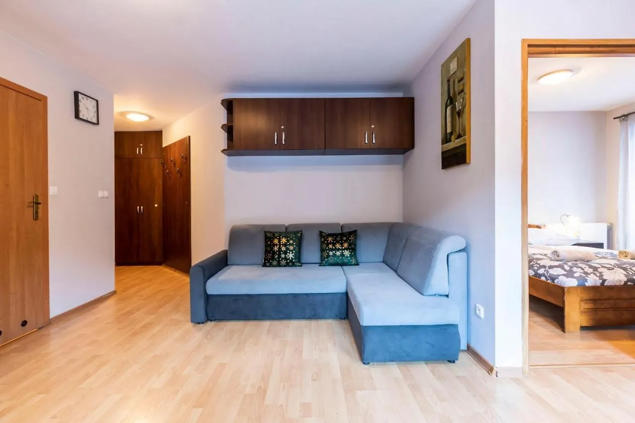 Apartment Udanypobyt Apartamenty Skocznia